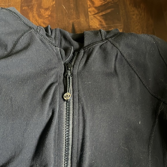 Lululemon Stride Jacket - Picture 5 of 8